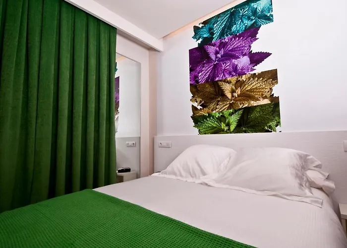 Ξενοδοχείο Lino 2*